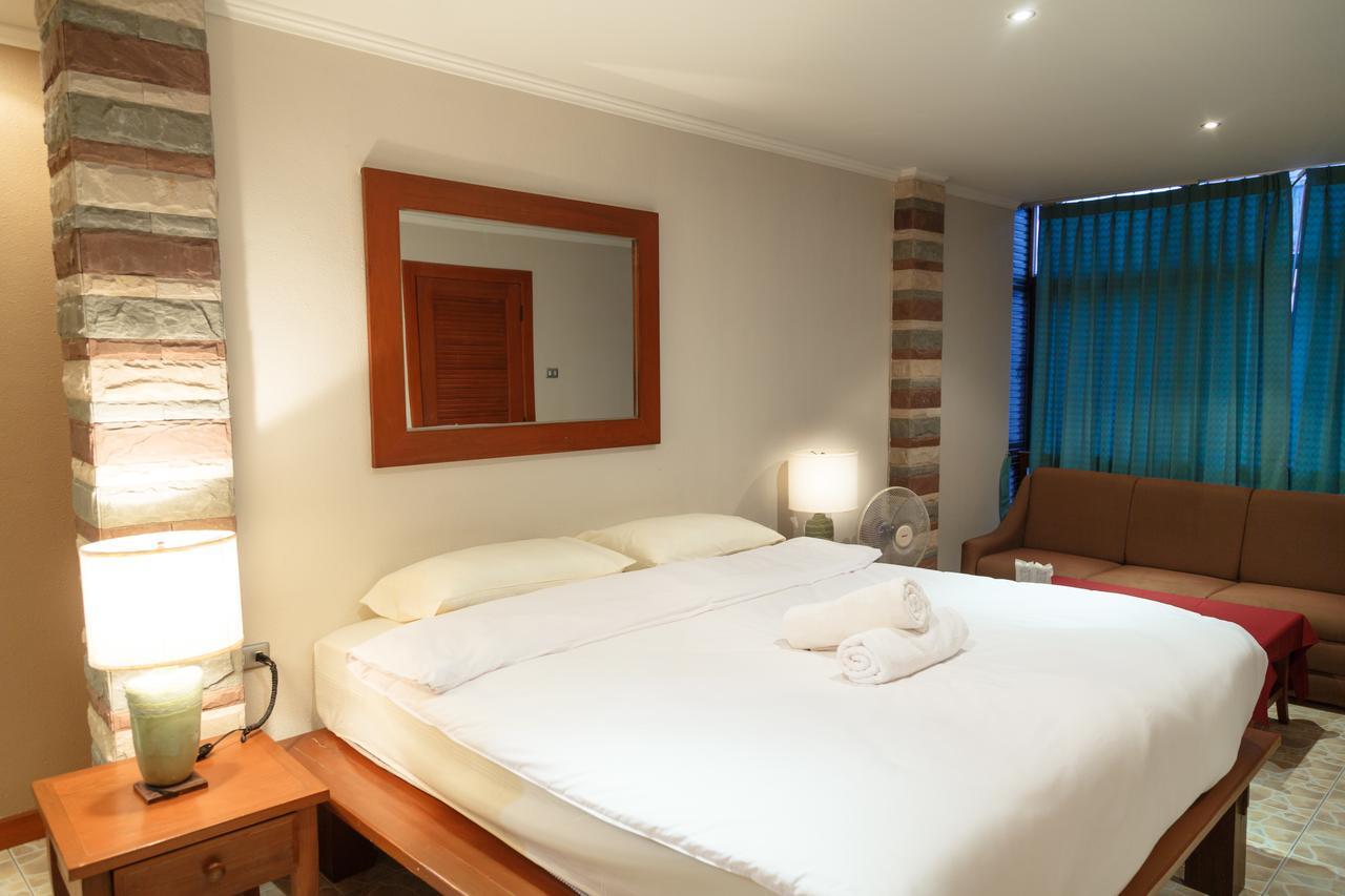 Avenue Beach Hotel Csomtien-part Kültér fotó