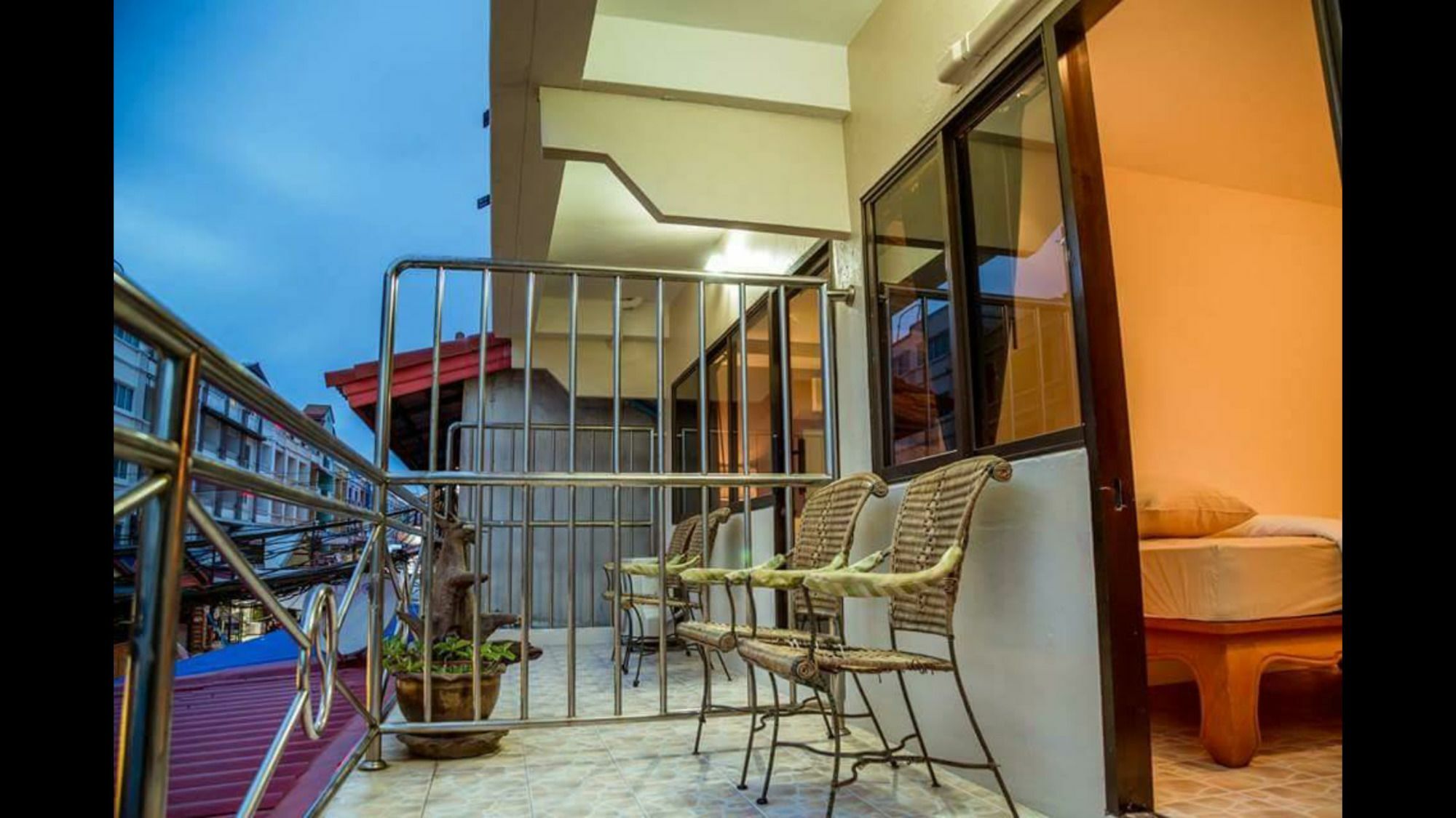 Avenue Beach Hotel Csomtien-part Kültér fotó